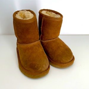 UGG Toddler chestnut Boots